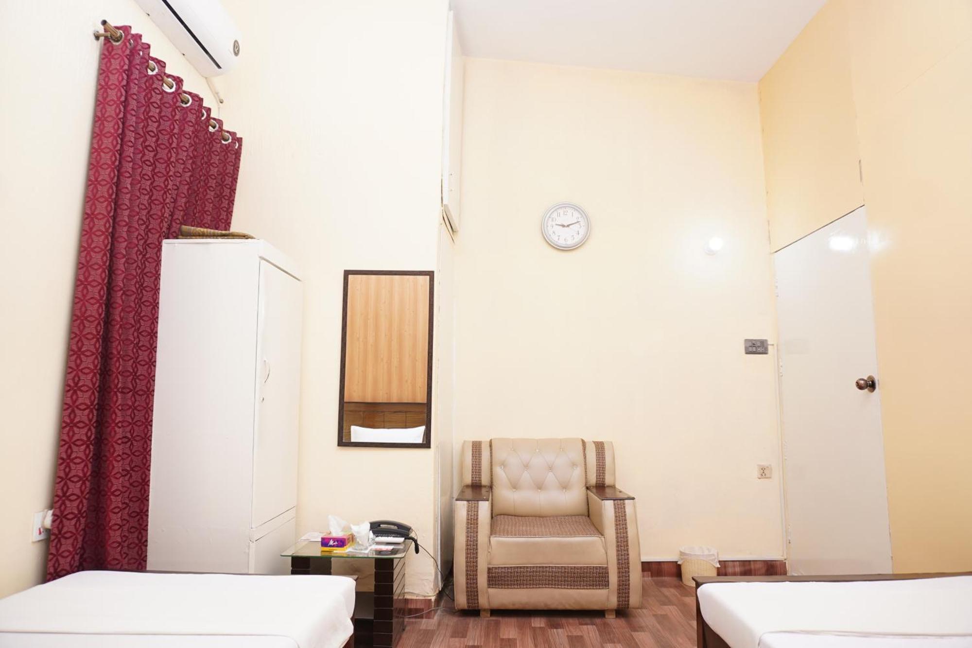 Orion Inn Guest House F-7 Islamabad Zewnętrze zdjęcie